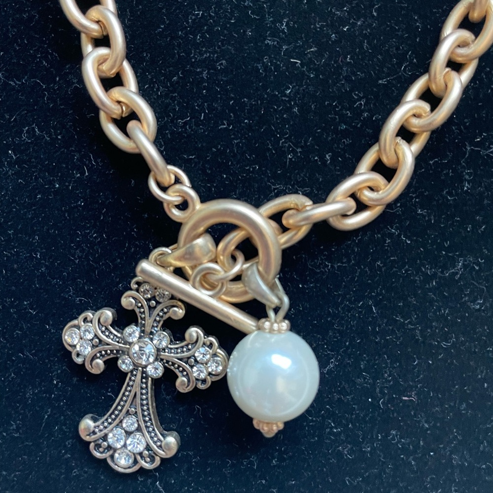 Necklace - Picture 2 of 2